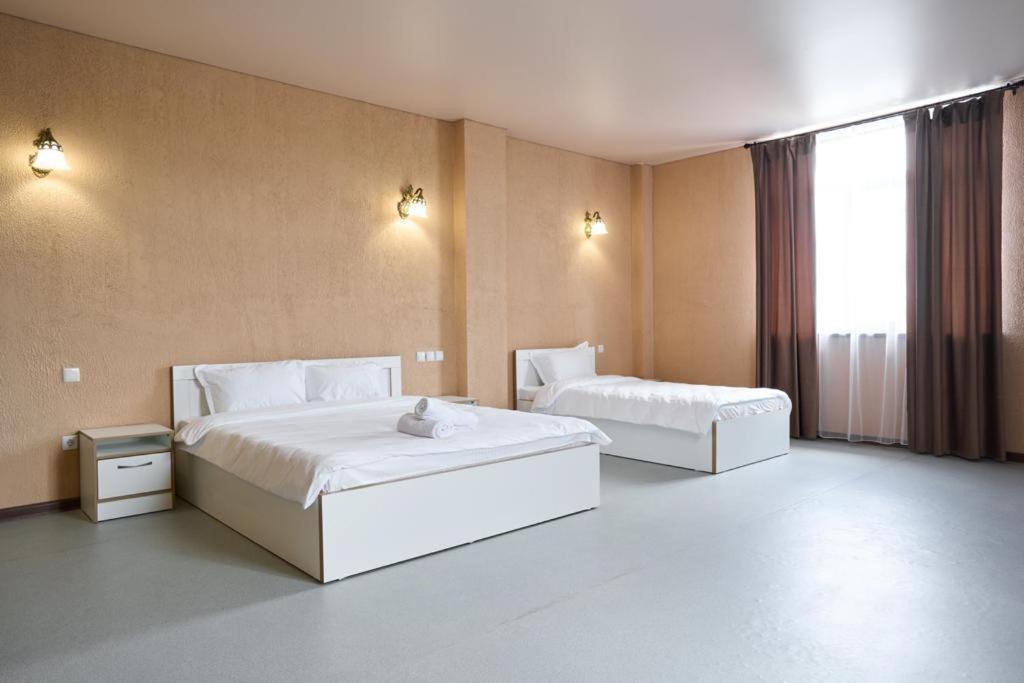 7Days Hotel Almaty Exterior photo